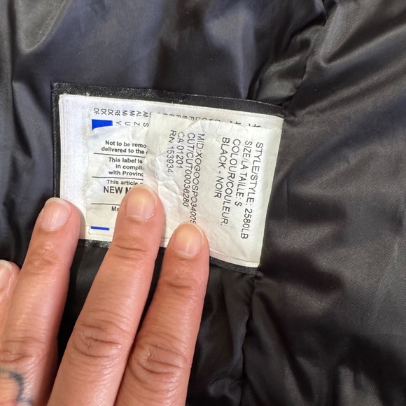 Canada Goose Rossclair Mid Length Fur Hood Parka - Picture 11 of 15